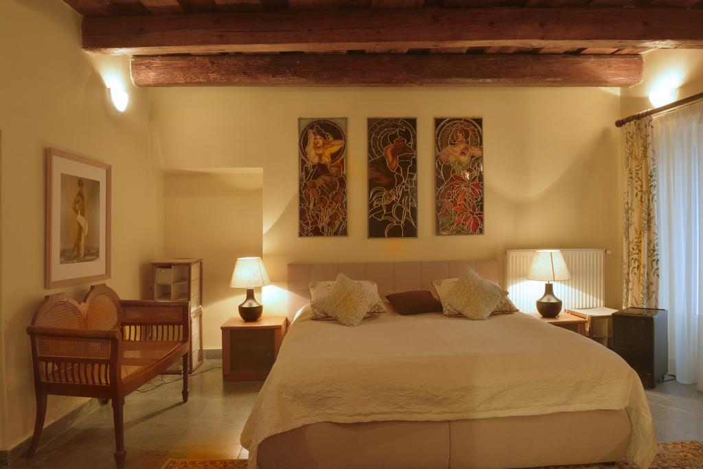 Prague Old Street Apartments Bilik gambar